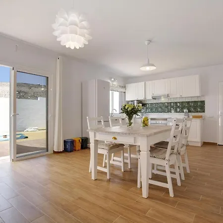 Villa Calma וילה